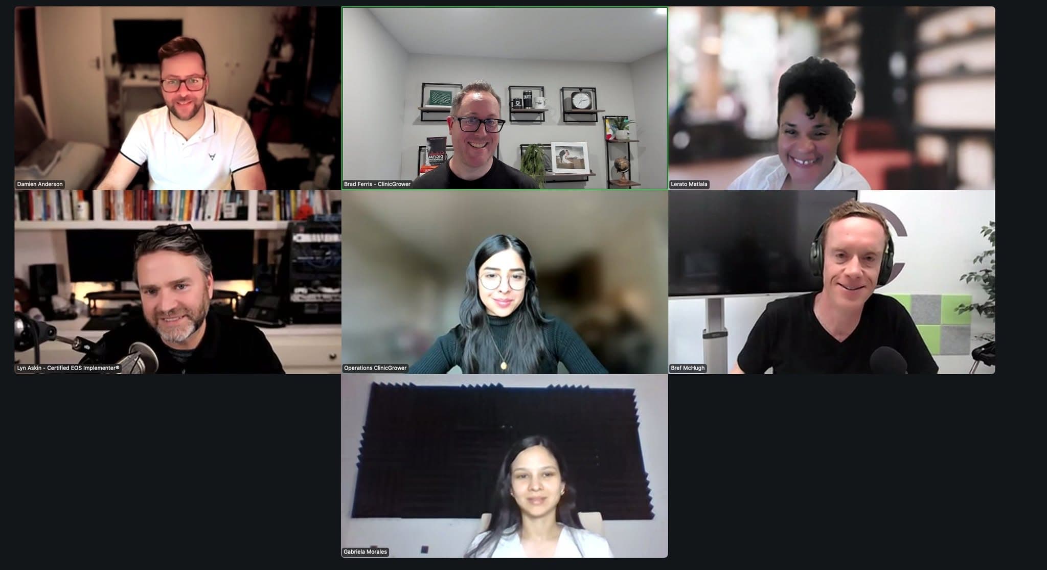 Lyn Askin in a virtual EOS session with the team at ClinicGrower